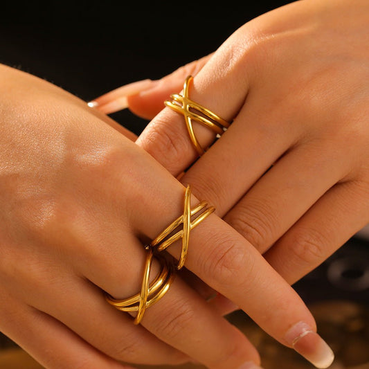 18K Gold - Plated Crisscross Ring - Wander Free Boutique - 18K Gold - Plated Crisscross Ring