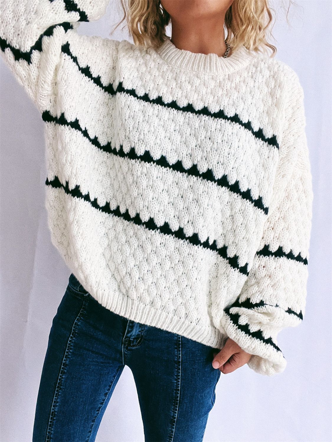 Contrast Stripes Round Neck Long Sleeve Sweater | Winter Fashion | Cozy Weaher