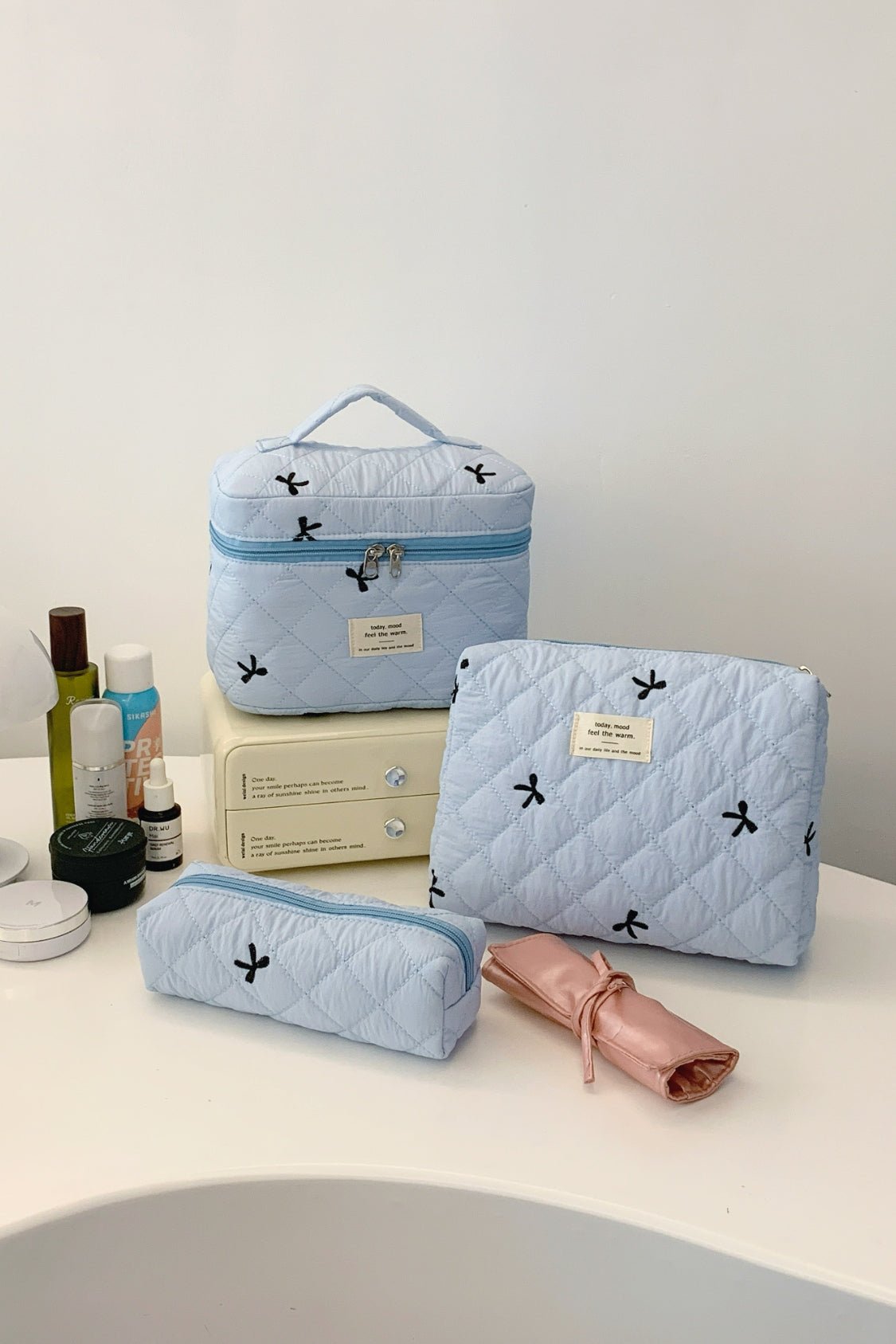 3 Piece Bow Quilted Cloth Storage Bag Set - Wander Free Boutique - 3 Piece Bow Quilted Cloth Storage Bag Set