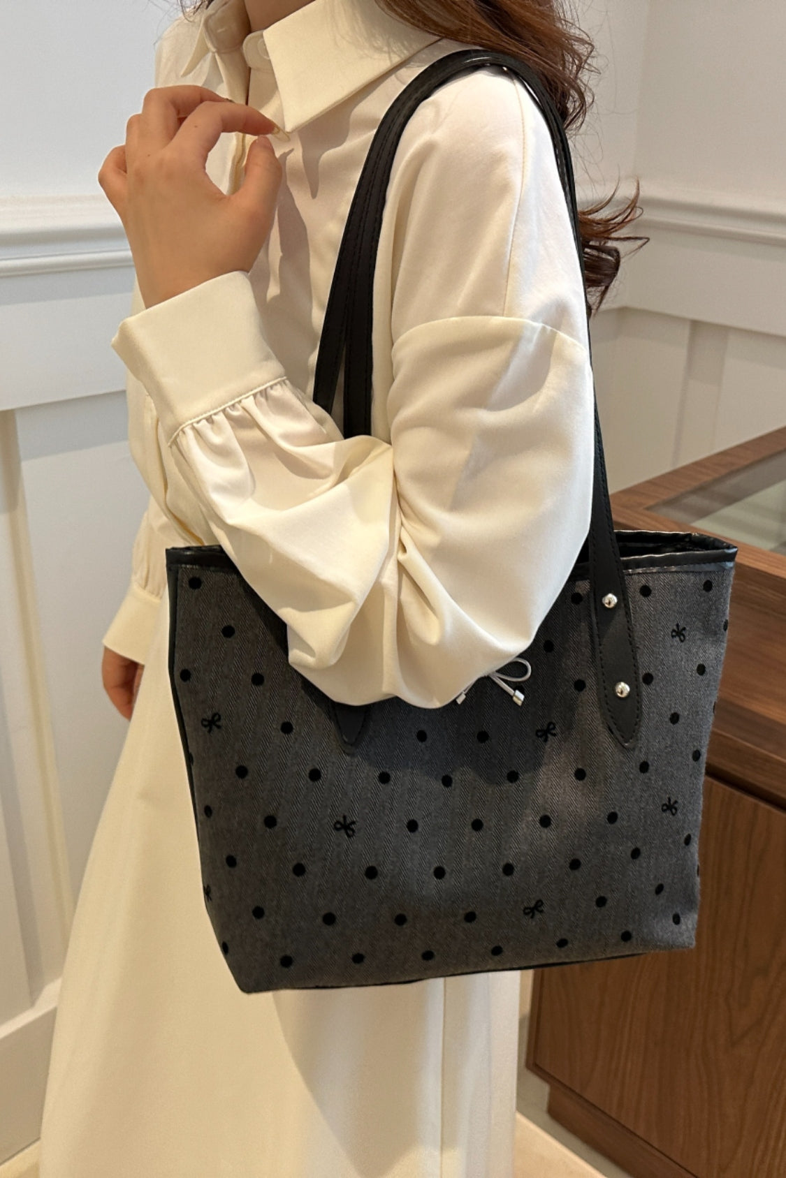 Bow Trim Polyester Tote Bag | Purses | Handbags